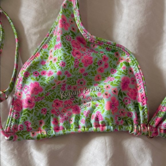 Kulani Kini Forbidden Love Set Size Large - Picture 7 of 7